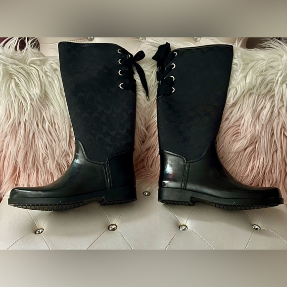 Coach Black Signature Jacquard Back Lace Up Rain Boots Size 11B/41 - Picture 3 of 15